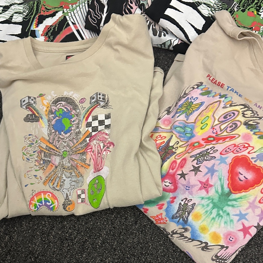Lot of 10 Teen Hearts T-Shirts - Black and Beige XL - Picture 7 of 7
